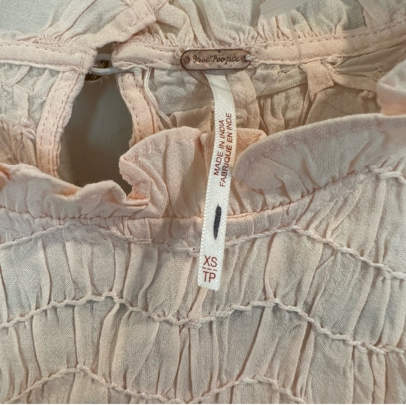 Free People Smocked in Time Top in Apricot NWOT size xs - Picture 6 of 8